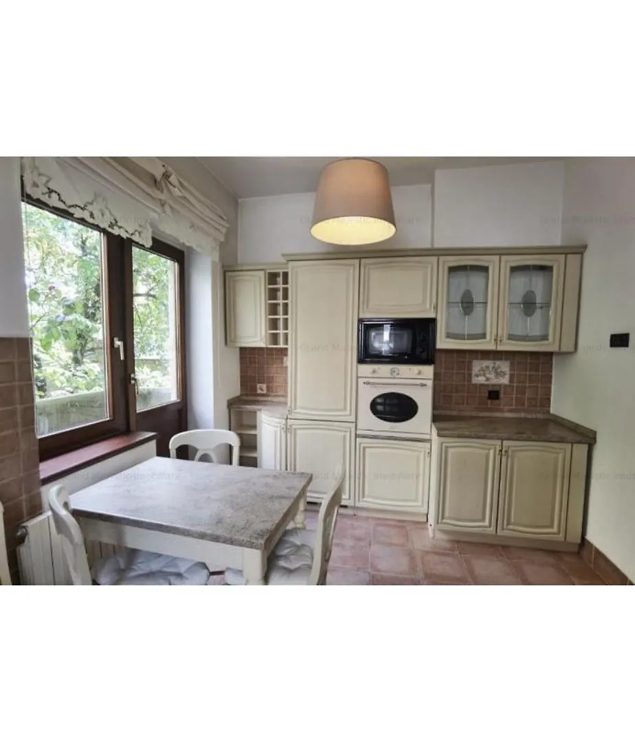 Garden Apartment In Most Exclusive Area ブカレスト