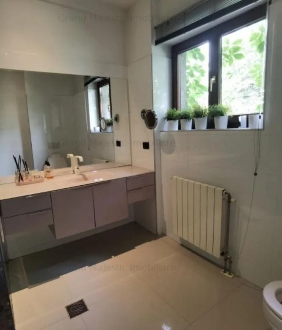 Garden Apartment In Most Exclusive Area Bucareste Roménia